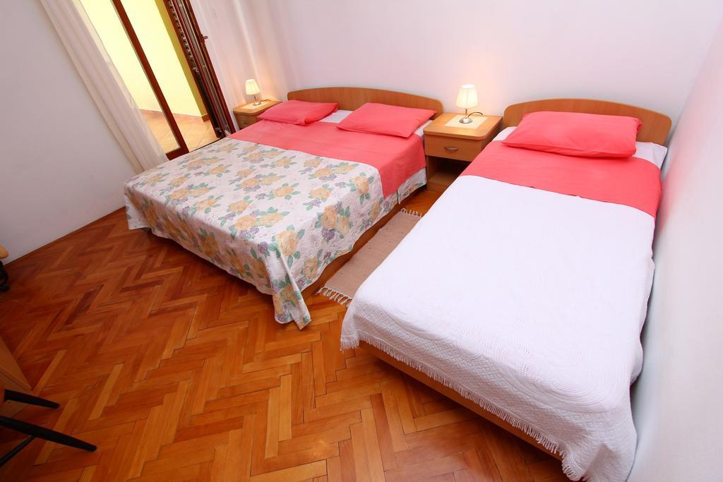 Apartments Antolovic روفينج الغرفة الصورة