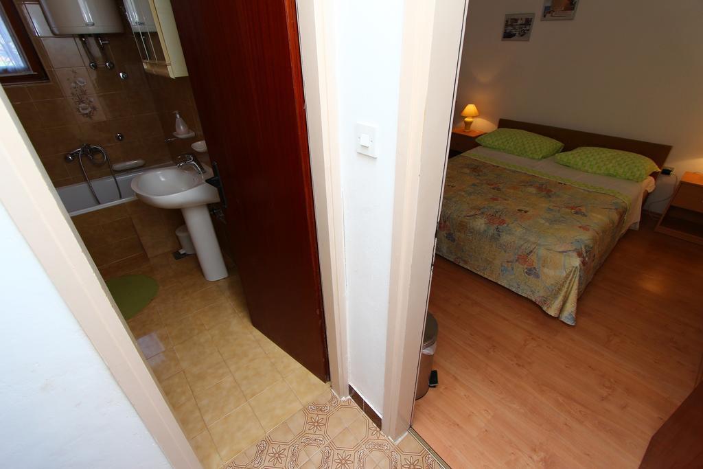 Apartments Antolovic روفينج الغرفة الصورة