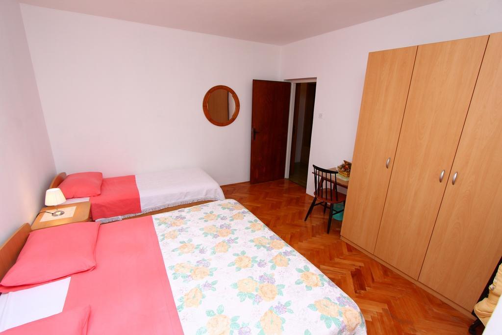 Apartments Antolovic روفينج المظهر الخارجي الصورة